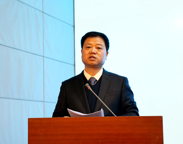 杨宸.jpg