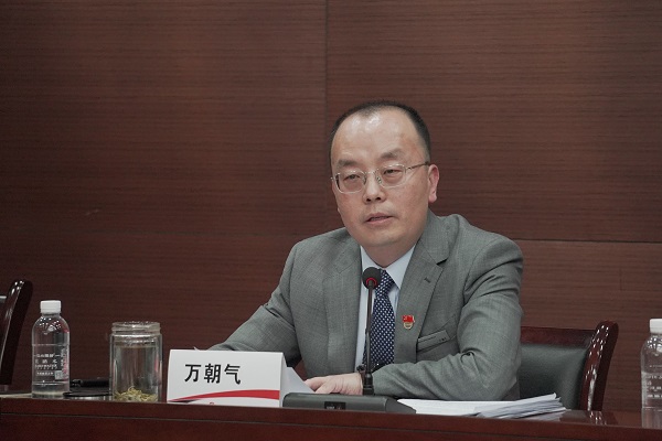 万总.jpg