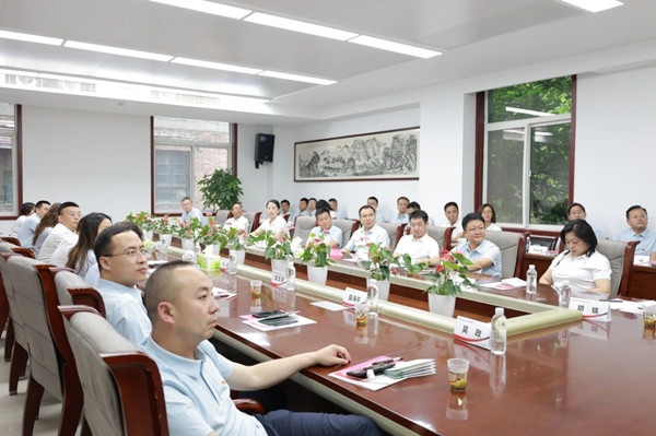 微信图片_20240606212118_副本.jpg