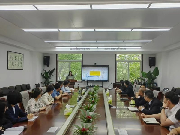 微信图片_20250205095402_副本.jpg