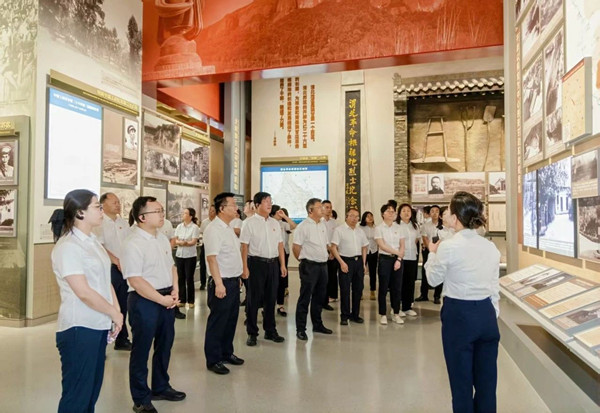 微信图片_20250629221730_副本.jpg