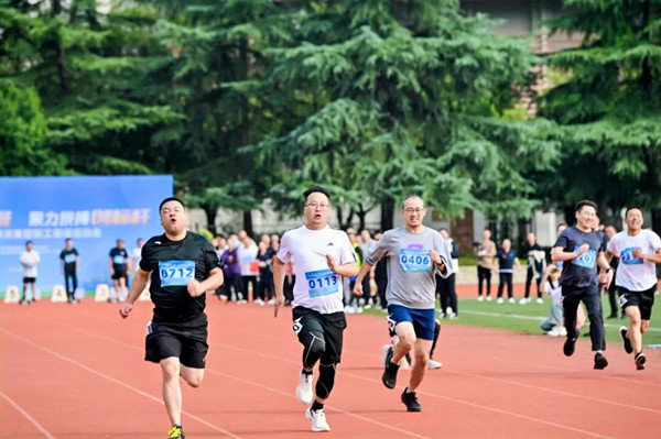 微信图片_2025-10-09_131419_805_副本.jpg