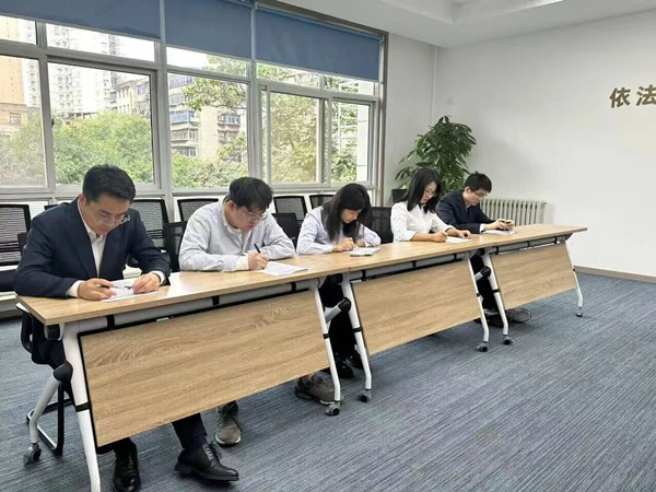 微信图片_2025-10-22_085633_150_副本.jpg